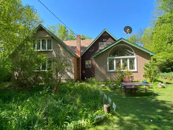 985 Chapel Hill Road, Whitingham, VT 05361