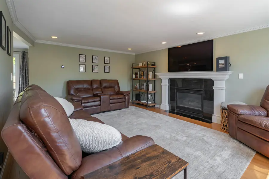 335 Wellington Hill Road, Manchester, NH 03104 - #3