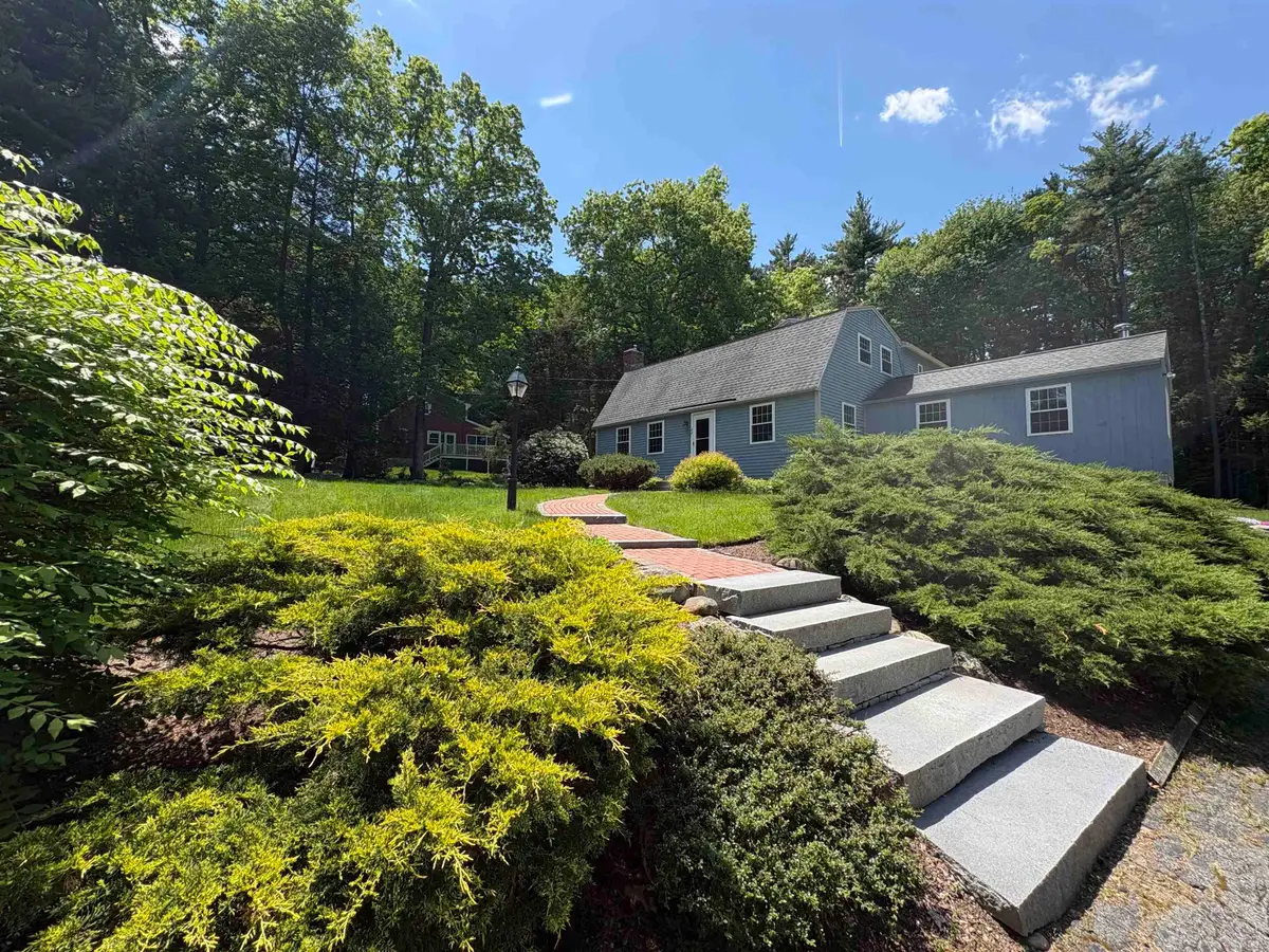 22 Deerwood Drive, Amherst, NH 03031 - #1