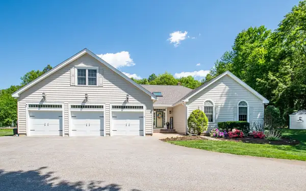 32 Mcintosh Road, Danville, NH 03819