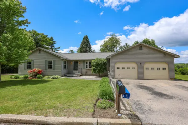 56 Arthur Avenue, Manchester, NH 03104