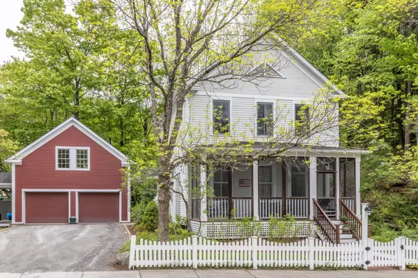 71 Palisades Street, Stowe, VT 05672