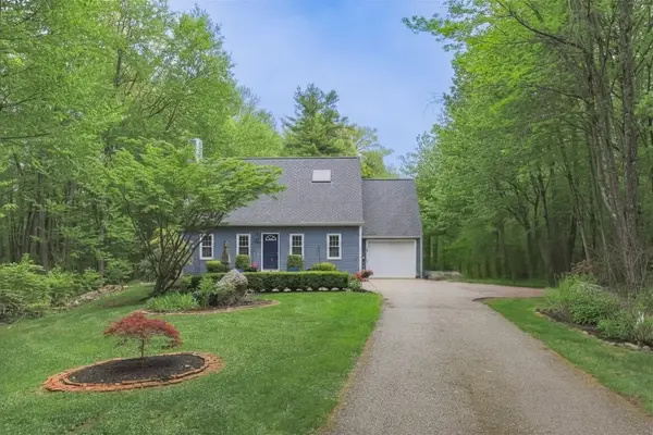 29 Barbour Road, Hampton, NH 03842