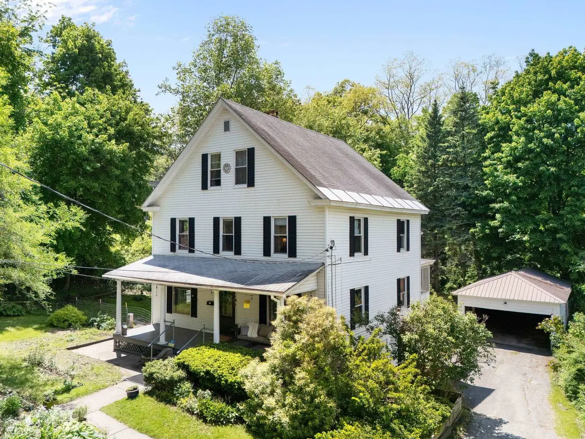 39 Locust Street, Brattleboro, VT 05301 - #1