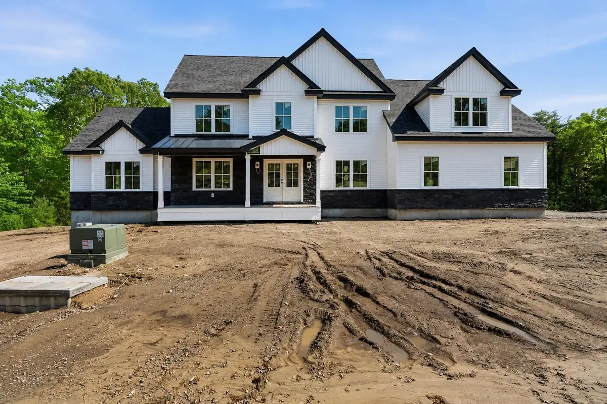 42 Canterbury Road, Pelham, NH 03076 - #1