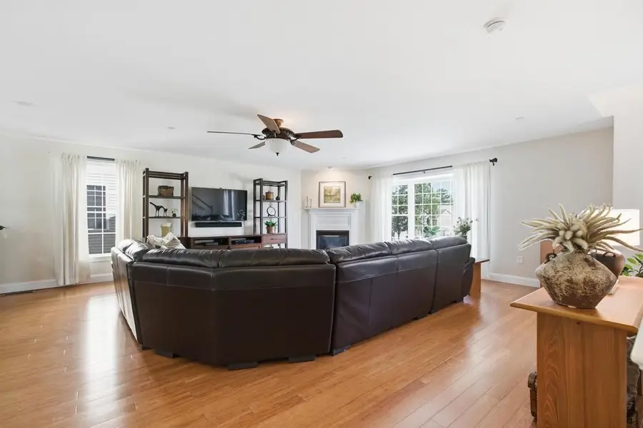 4 Aster Court #B, Hudson, NH 03051 - #3