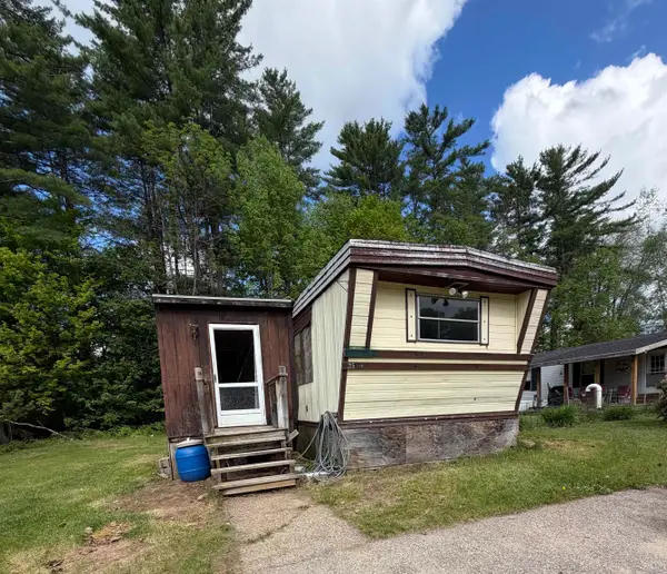 215 Riverside Drive #14 B, Campton, NH 03223