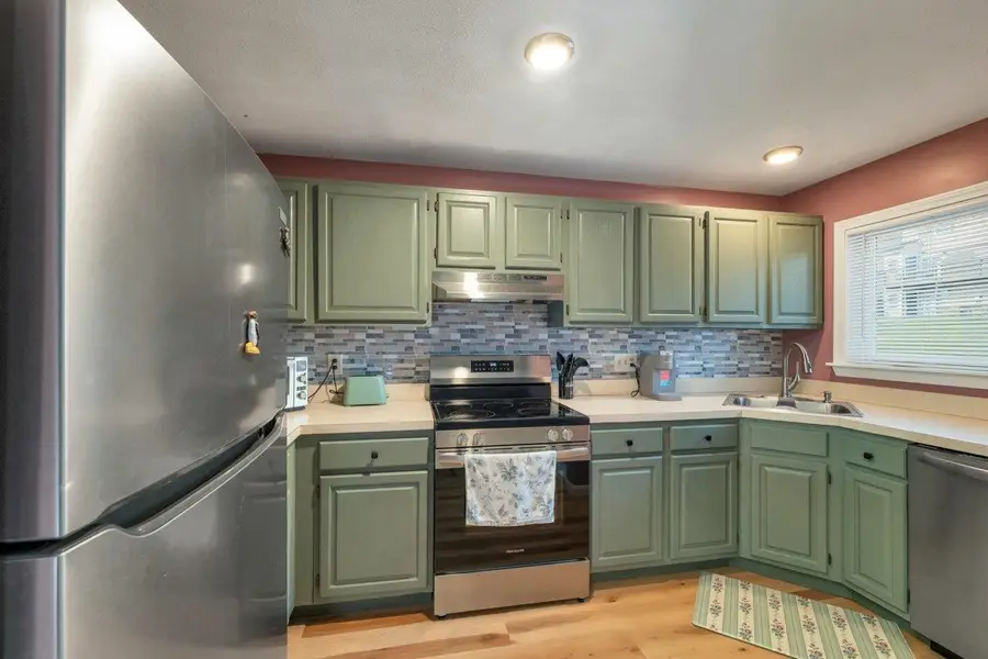 41 Evergreen Drive #5, Laconia, NH 03226 - #3
