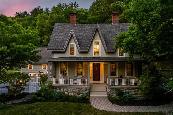 295 Wadleigh Falls Road, Lee, NH 03861