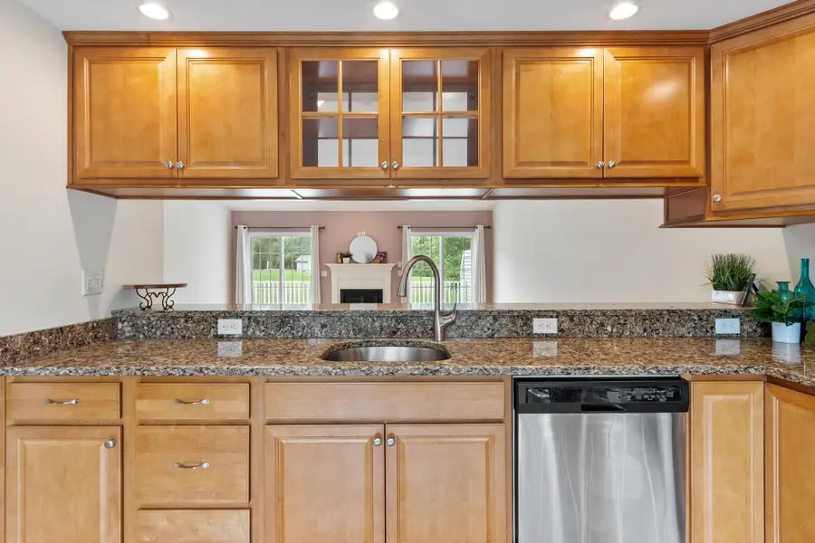 4 Guernsey Drive, Atkinson, NH 03811 - #2