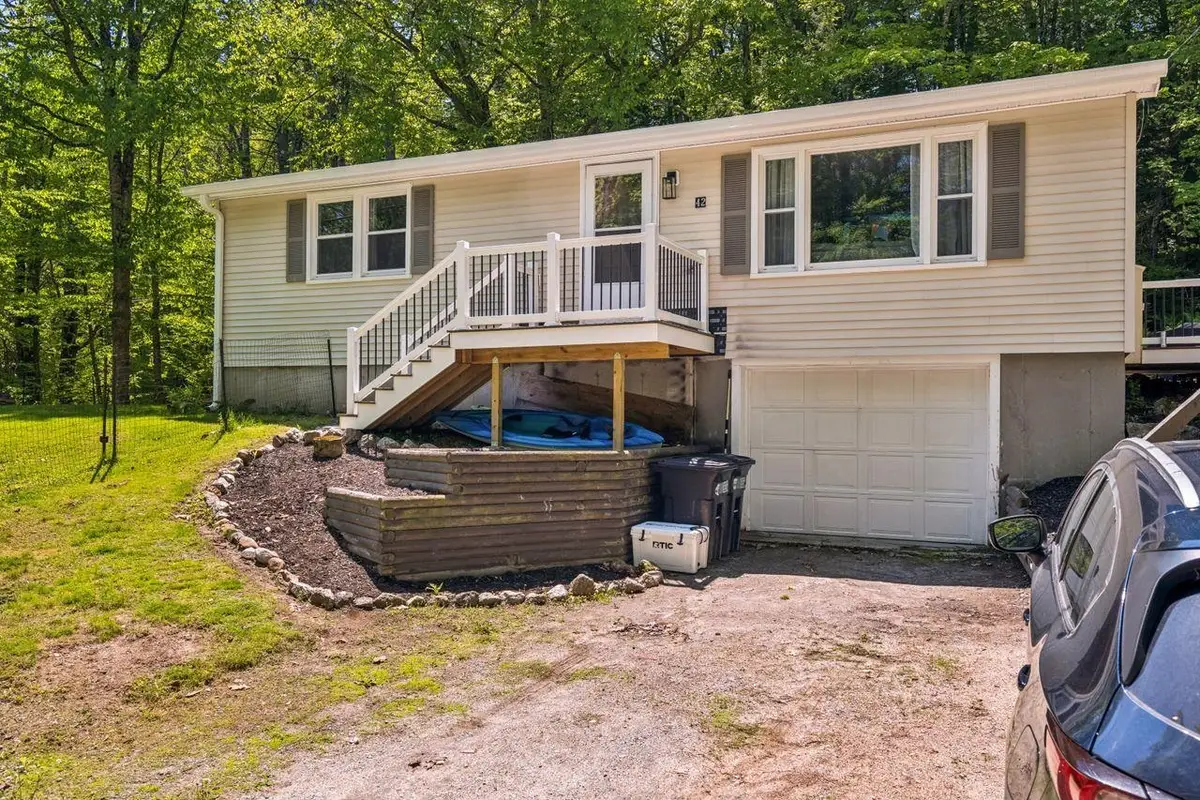 42 Chalk Pond Road, Sutton, NH 03221 - #1