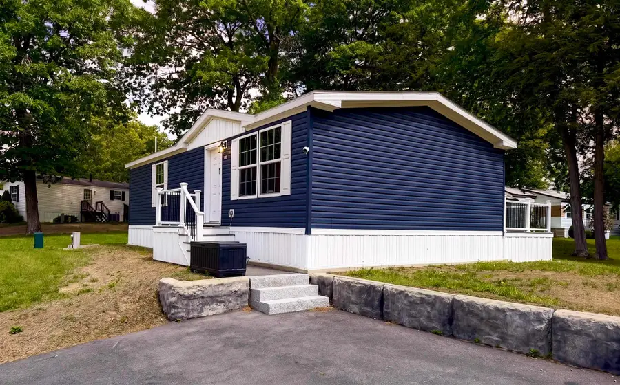 23 South Elderberry Lane, Rochester, NH 03867 - #2