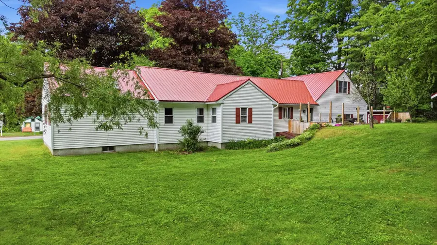 19 Deer Street, Tilton, NH 03276 - #3