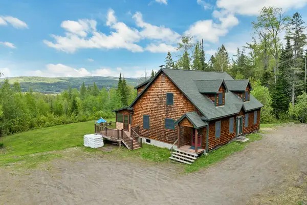 377 Titus Hill Road, Colebrook, NH 03576