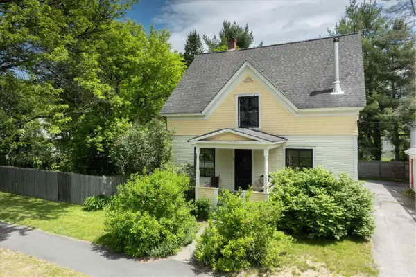7 Academy Avenue, Rockingham, VT 05154