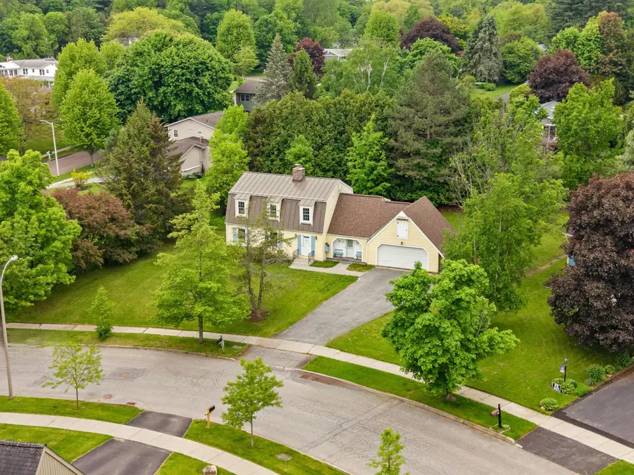 17 Brook Drive, Burlington, VT 05408 - #2