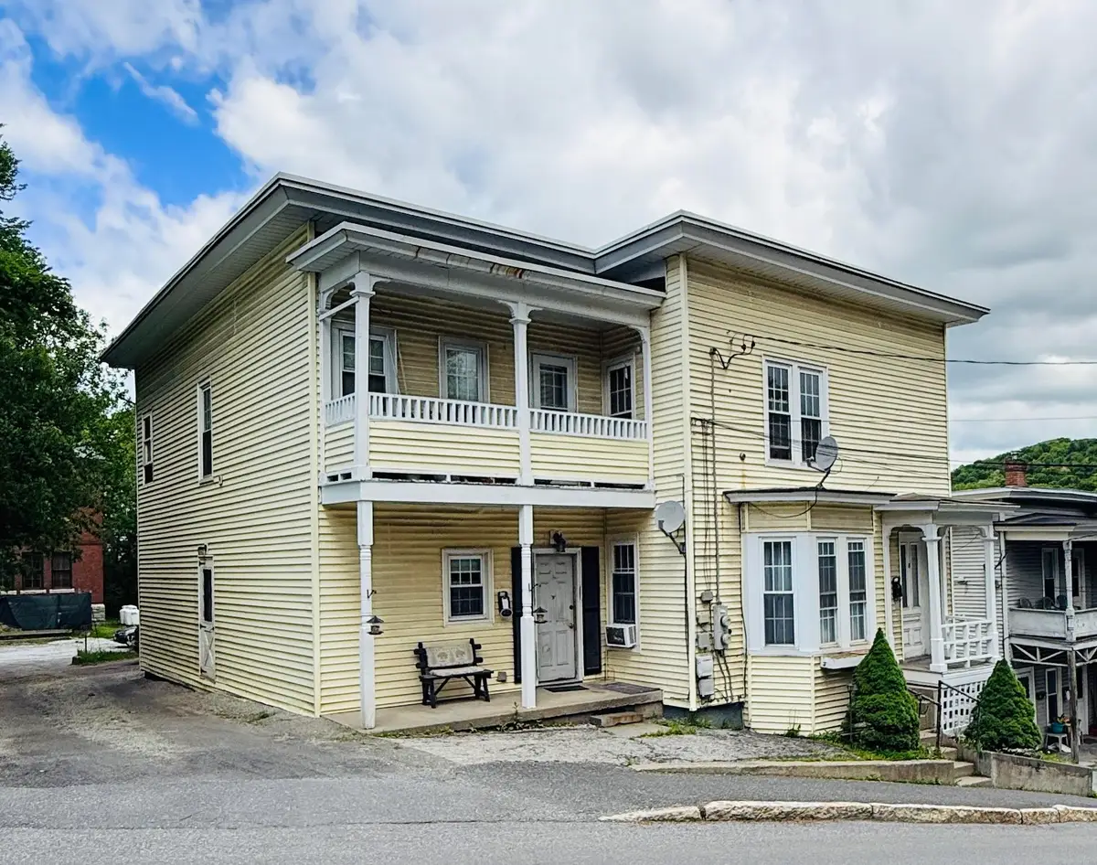 8 Mount Street, Barre, VT 05641 - #1