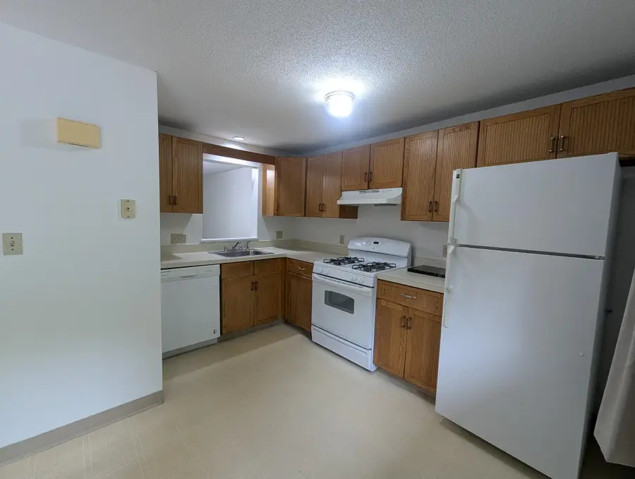 54 Merrimack Drive #46, Merrimack, NH 03054 - #3