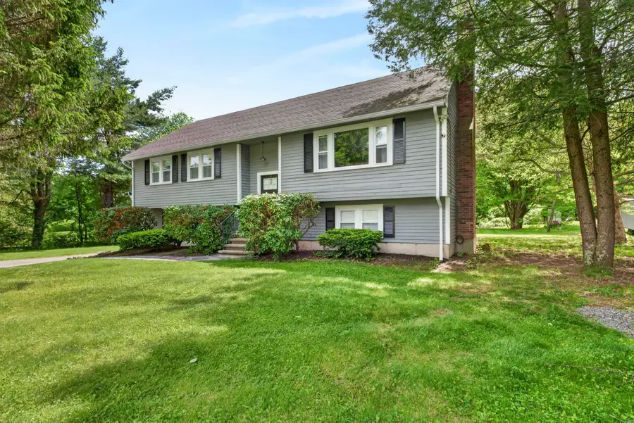 30 Amberwood Drive, Atkinson, NH 03811 - #3