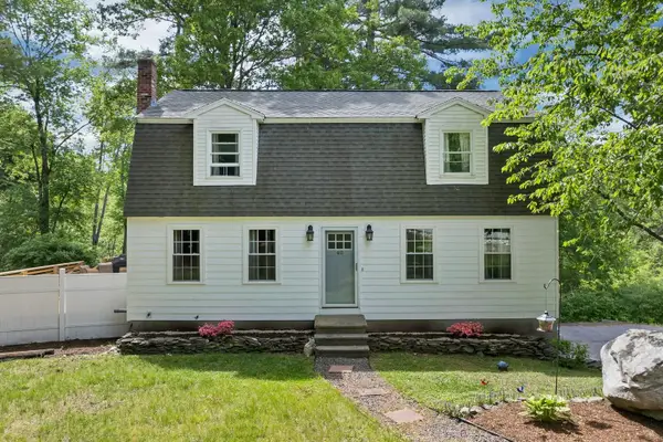 40 Sheldon Road, Derry, NH 03038