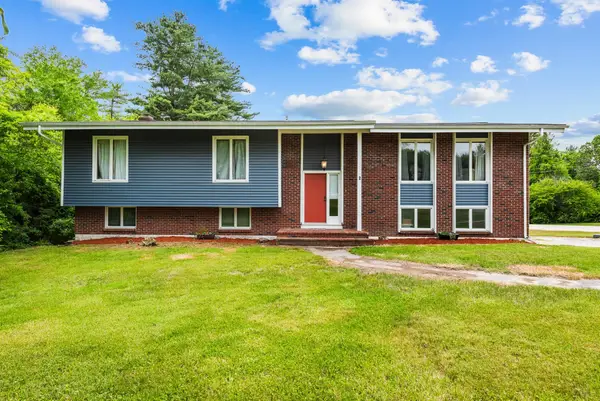 2 Parker Drive, Hudson, NH 03051