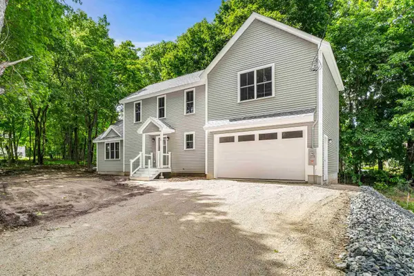 5 Daniel Street, Somersworth, NH 03878