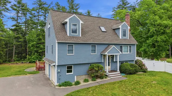35 Iris Drive, Merrimack, NH 03054