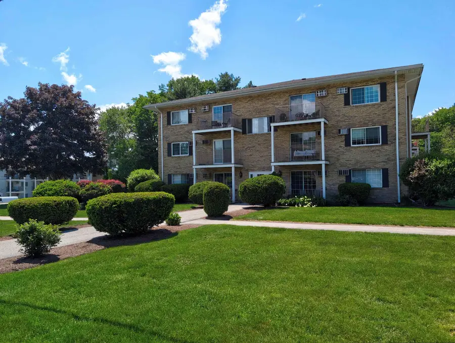 379 Huse Road #29, Manchester, NH 03103 - #2
