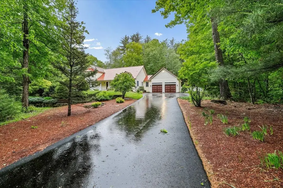6 Acacia Street, Merrimack, NH 03054 - #2