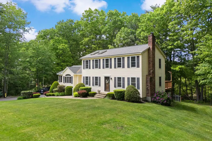 18 Paul Avenue, Derry, NH 03038 - #3