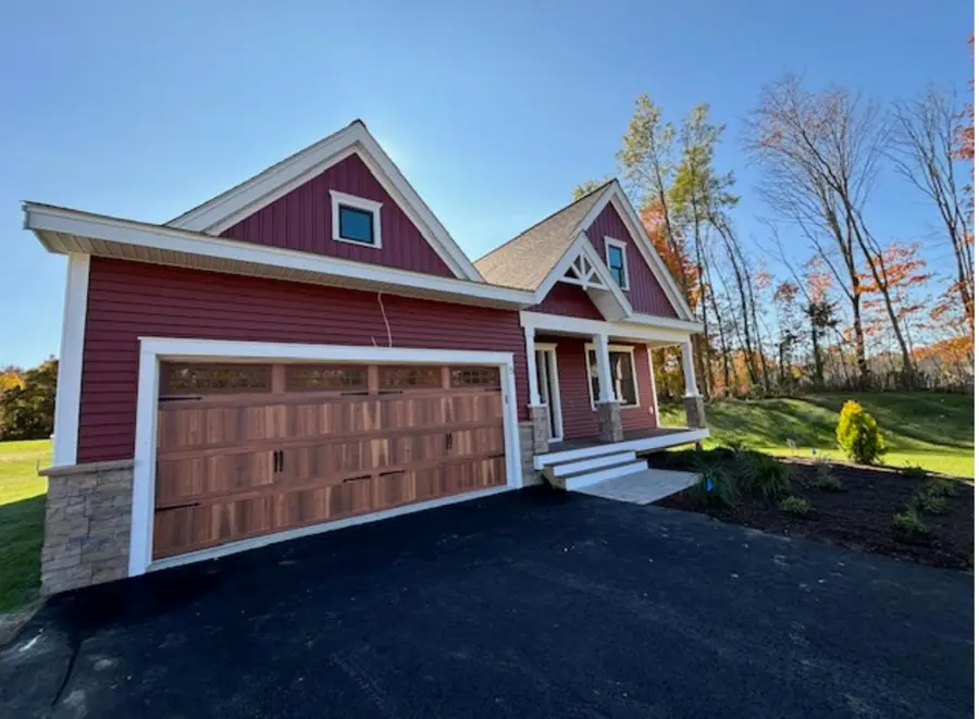 36 Edgewater Drive, Brentwood, NH 03833 - #2