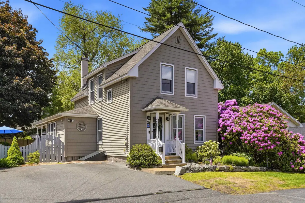 118 Highland Park Avenue, Manchester, NH 03109 - #1