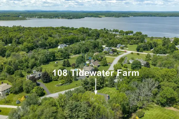 108 Tidewater Farm Road, Stratham, NH 03885
