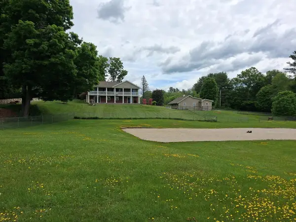 107 Kendall Pond Road, Windham, NH 03087