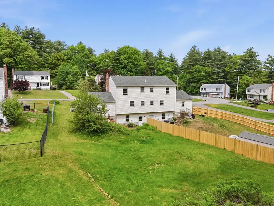 13 Sunnyside Lane #R, Derry, NH 03038 - #2