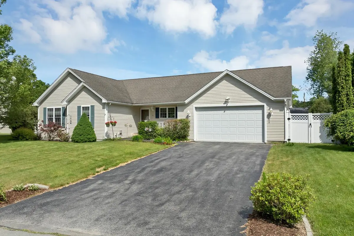 14 Preston Street, Goffstown, NH 03045 - #1