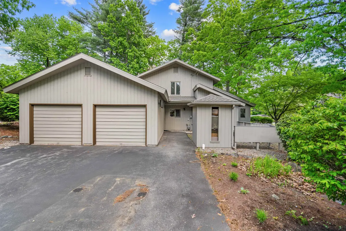 5 Birch Hill Drive, Nashua, NH 03063 - #1