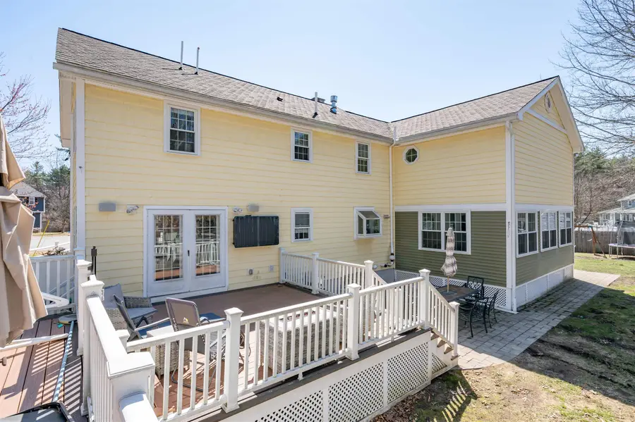 8 Ferncroft Drive, Nashua, NH 03063 - #3