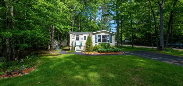 105 Eagle Ledge Loop, Conway, NH 03813