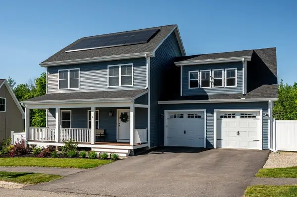 14 Eisenhower Drive, Rochester, NH 03867