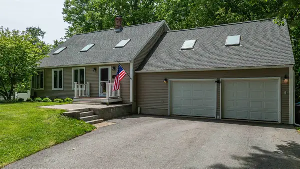 15 birnum woods Road, Stratham, NH 03885