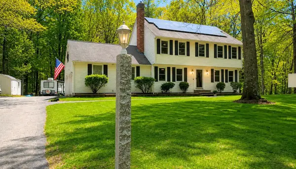 27 Winslow Farm Road, Hudson, NH 03051