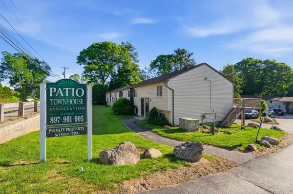 897 Mammoth Road, Manchester, NH 03104