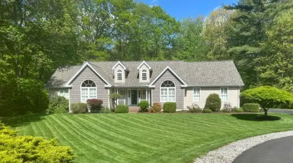 9 Danforth Drive, Bedford, NH 03110