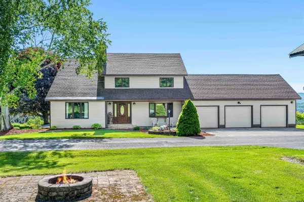 1614 McGlynn Road, Williamstown, VT 05654