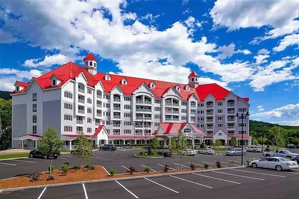 22 South Mountain Drive #401/403, Lincoln, NH 03251
