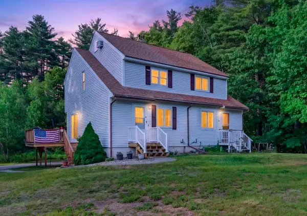 24a Fairway Road, Londonderry, NH 03053