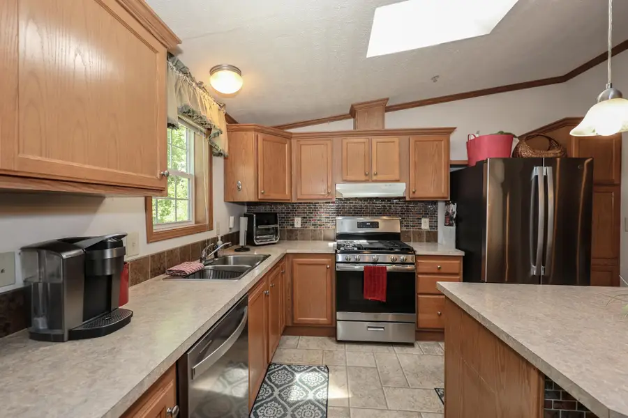 50 hoit mill Road, Weare, NH 03102 - #2