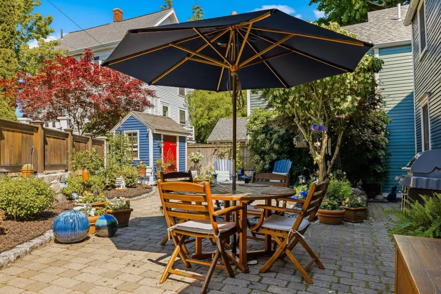 395 Pleasant Street, Portsmouth, NH 03801 - #2