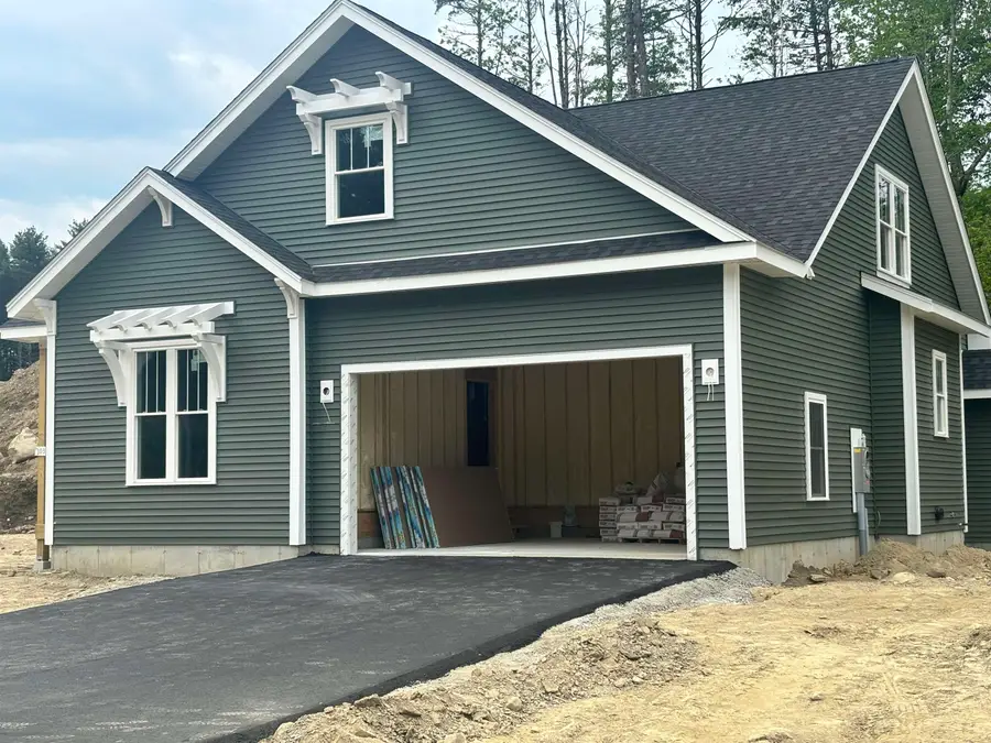 103 Lady Walsingham Way, Laconia, NH 03246 - #2